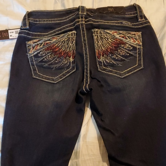 Pants - Picture 2 of 3